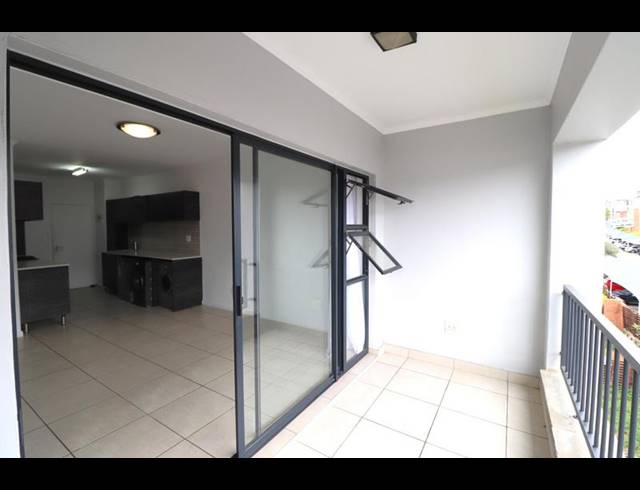 1 BEDROOM PROPERTY TO RENT IN OLIVEDALE